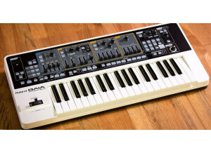 Roland GAIA SH-01 (76325)