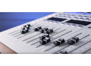 Wing motorized faders