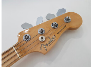 Fender American Professional Precision Bass (97202)