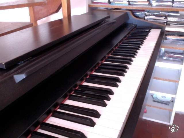 clavinova 153s