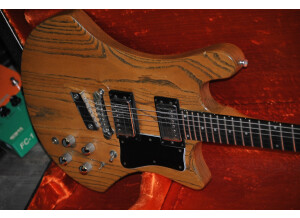 2200-3-Guild-S300A-de-1978