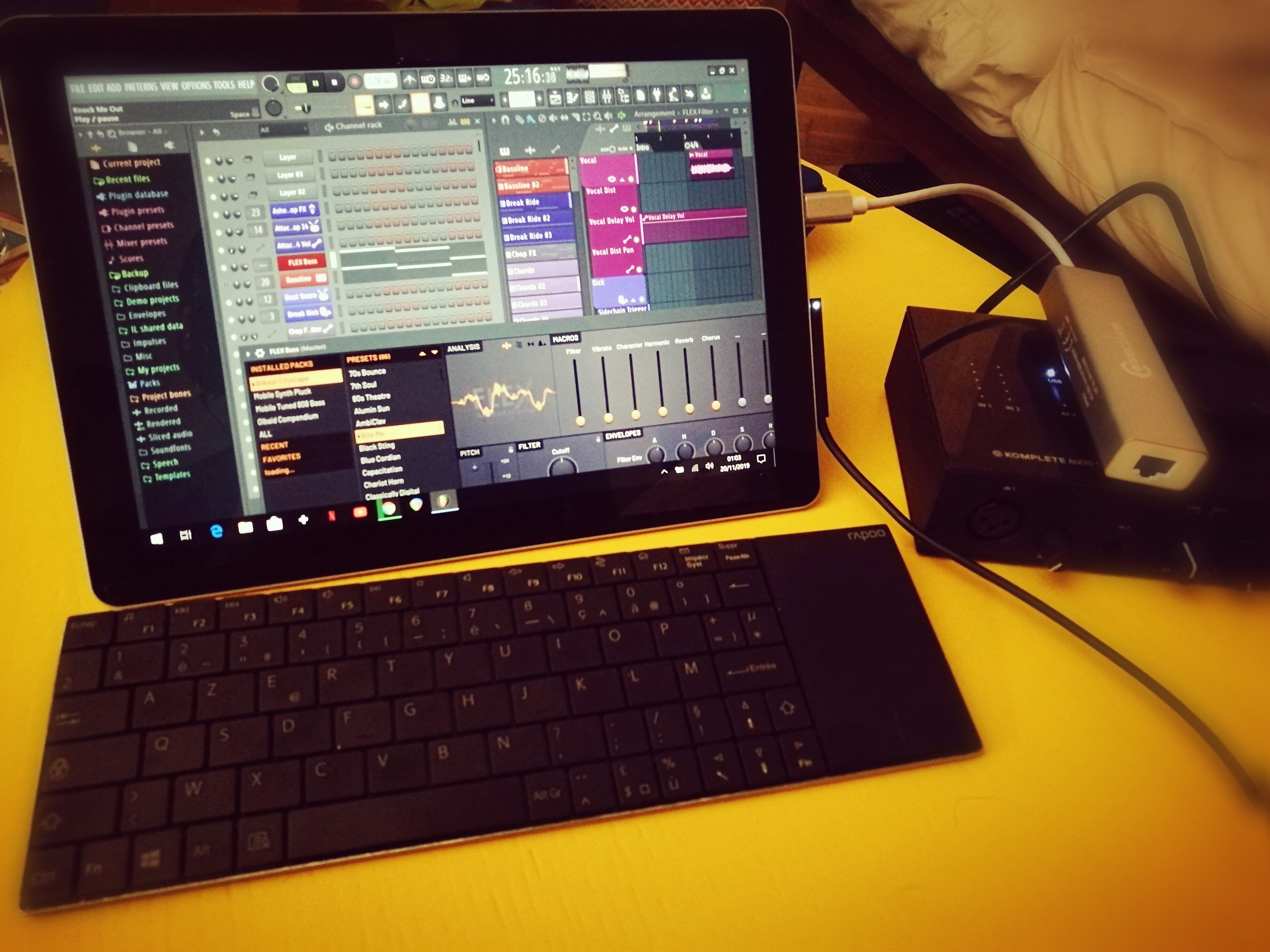 Microsoft Surface GO