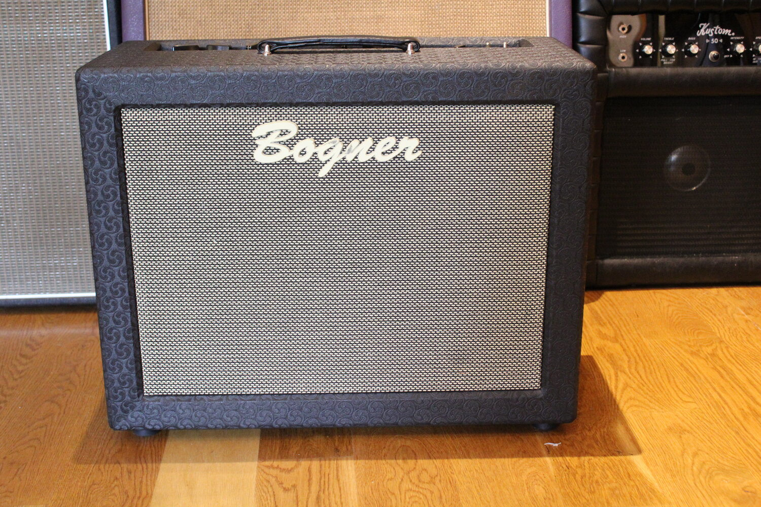 Bogner Bogner Goldfinger 212OGF Open Back