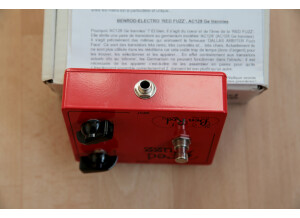 Benrod Electro Red Fuzz (92206)