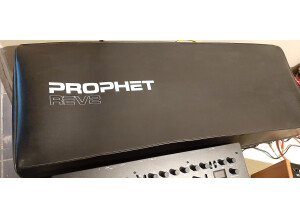 Dave Smith Instruments Prophet REV2 16 voix (45457)