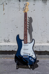 StratocasterPlayer-2 StratocasterPlayer-2
