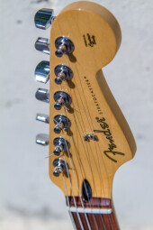 StratocasterPlayer-14 StratocasterPlayer-14