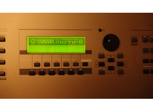 Yamaha MOTIF 8 (31265)