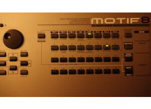 Yamaha MOTIF 8 (54211)