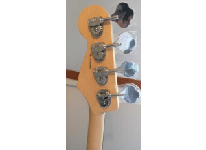 fender-jazz-bass-2771783@2x