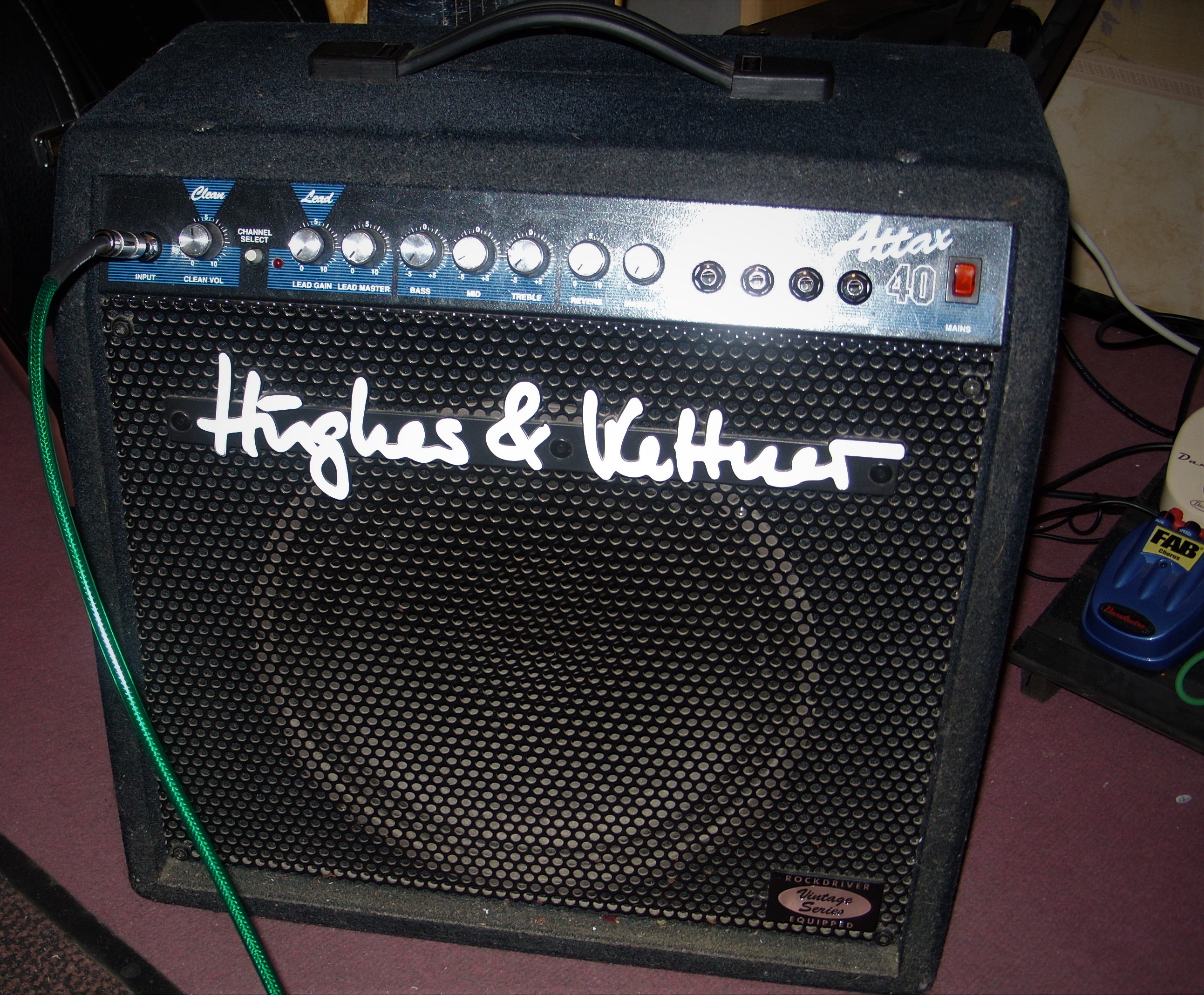 Hughes & Kettner Attax 40