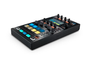 Native Instruments Traktor Kontrol D2 (76032)