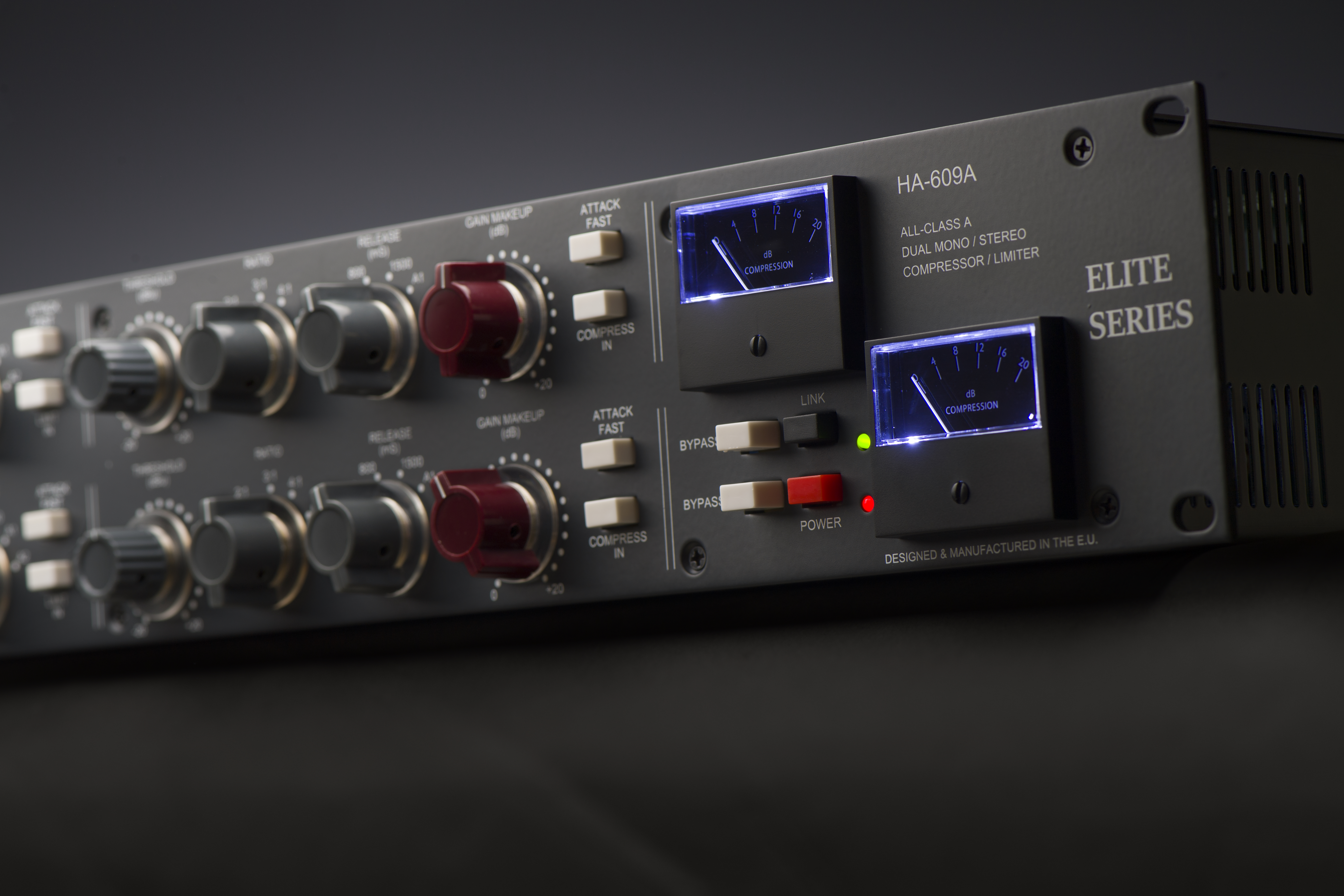 Heritage-Audio-HA-609A-Macro01