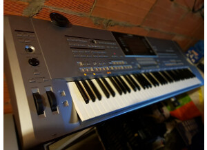 Yamaha Tyros5-76 (60830)