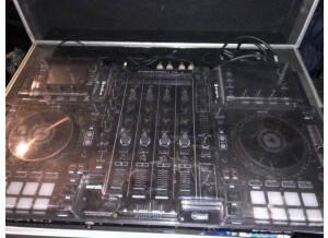 Denon DJ MCX8000 (7734)