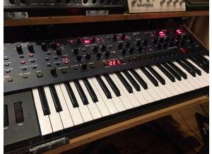 Dave Smith Instruments OB-6 (82963)