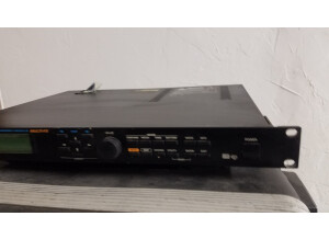 Roland SC-880 (51172)