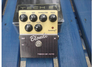 Tech 21 Blonde (53114)