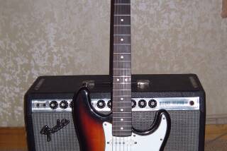 Fender Deluxe Reverb "Silverface" (1968-1982)
