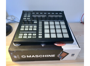 EC33C952-1D3D-4172-A631-6B1F208061BA