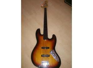 Squier Vintage Modified Jazz Bass Fretless (5519)