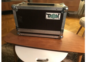 Thon flight case pour tête marshall ou autre (52492)