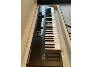 Native Instruments Komplete Kontrol S61 (69957)