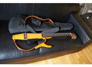 Yamaha SLG120NW (27313)