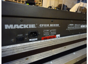 Mackie CFX12 (29575)