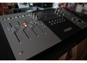 Euphonix Artist Serie MC Control