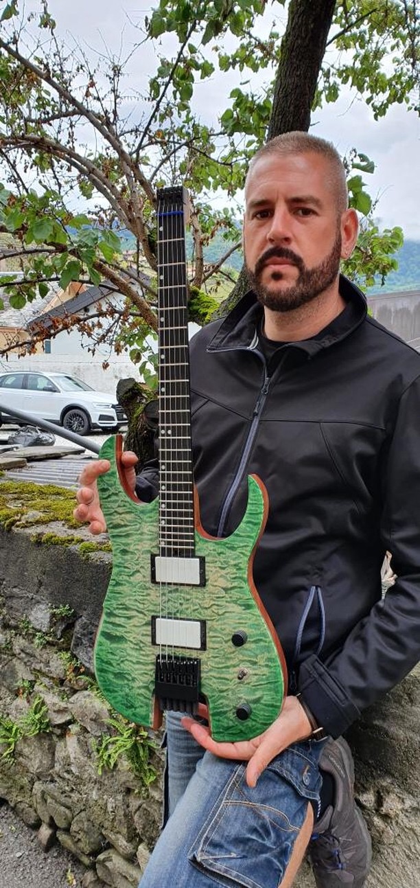 Hufschmid Guitars Atys