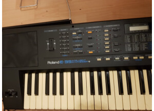 Roland E-35 (66343)