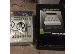 Mackie Control Universal Pro (98213)