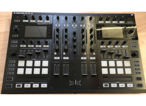 Native Instruments Traktor Kontrol S8 (40038)