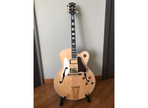 Gibson Le Grand (1437)