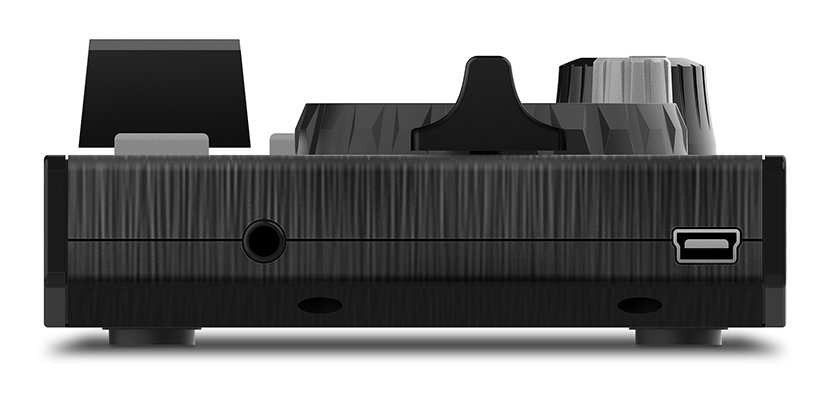 numark-dj2go2-touch-right-web