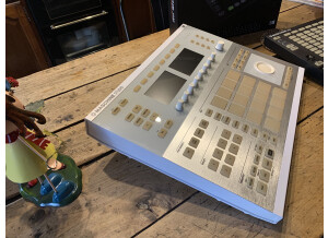 Native Instruments Maschine Studio (67377)