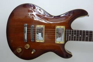 Cort M520