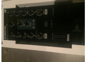 Native Instruments Traktor Kontrol Z1 (36524)