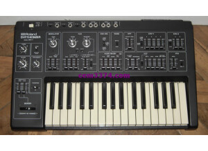 Roland SH-1 (34740)