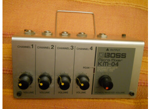 Boss KM-04 Instrument Mixer