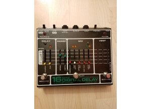 Electro-Harmonix 16 Second Digital Delay (88902)