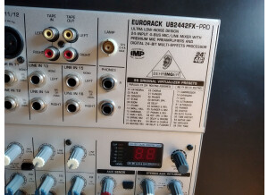 Behringer Eurorack UB2442FX-Pro (15980)