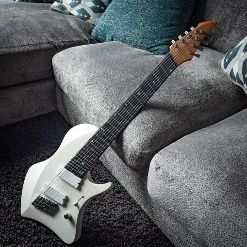 Larada-8-in-Olympic-White Larada-8-in-Olympic-White