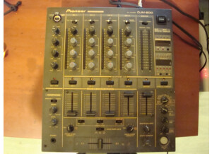 Pioneer DJM-600 (10303)