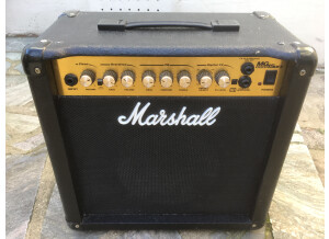 Marshall MG15DFX (34608)