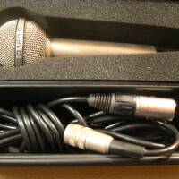 Microphone AKG D 120 C années 1970