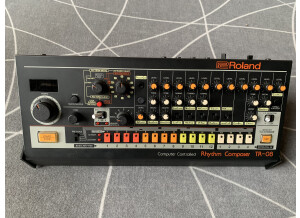 Roland TR-08 (8852)