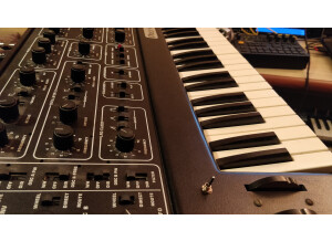 Sequential Circuits Pro-One (74519)