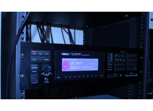 Yamaha TG77 (9507)